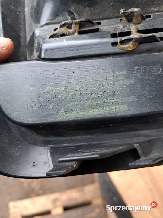 Prawa kratka Audi Q5 FY Lift 80A807682N osobowe