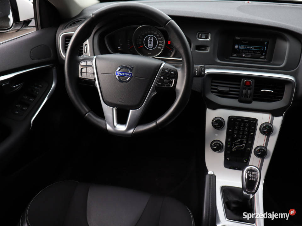 Volvo V40 16 T3 Rok produkcji 2013 Bielany Wrocławskie