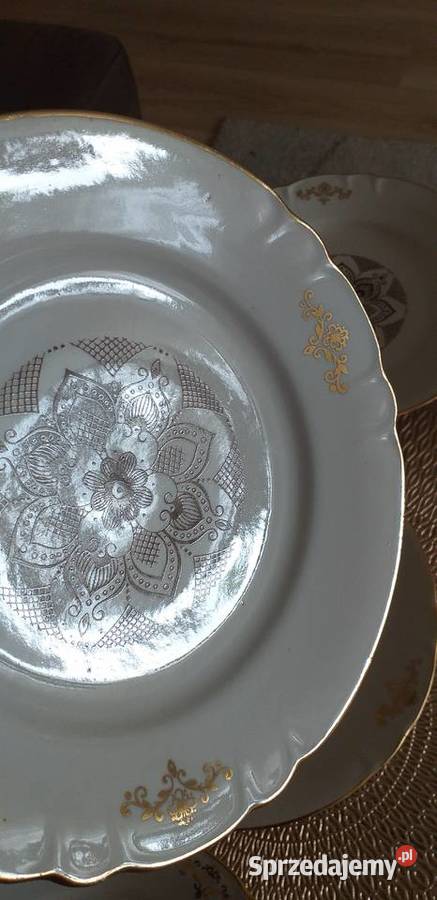 Talerzyki deserowe sygnowane Porcelana i szkło Porcelana i szkło Przedbórz