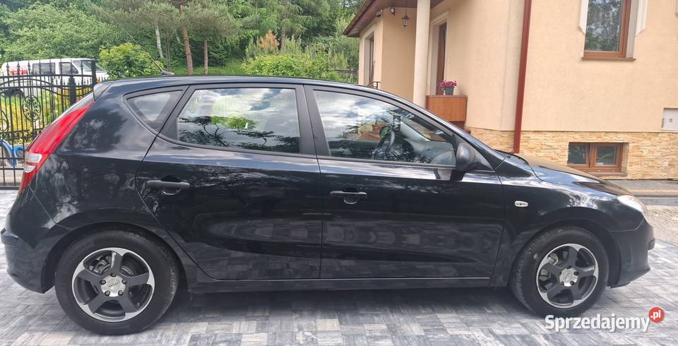 Hyundai i30 14B 109 2009 Sprowadzony z Niemiec hak Dynów