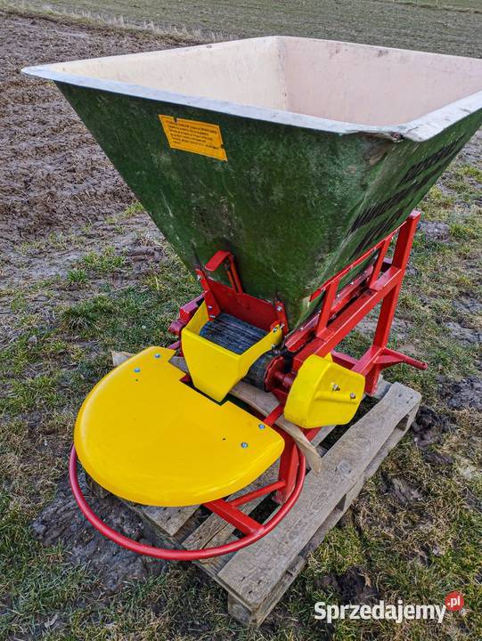 Rozsiewacz Kłos N021 nieuszkodzony Baćkowice
