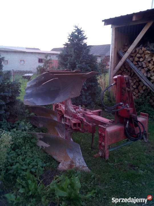 Pług obrotowy 3skibowy INTERNATIONAL Skarżyn sprzedam