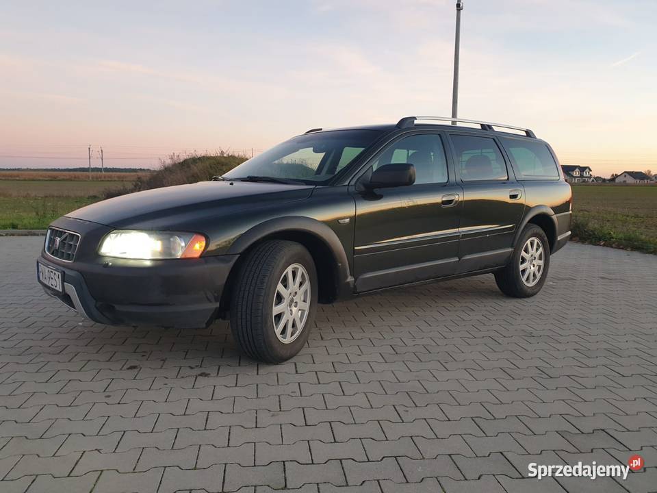 Volvo XC70 24 185 AWD 2005 Idealne na trasy i Kościan