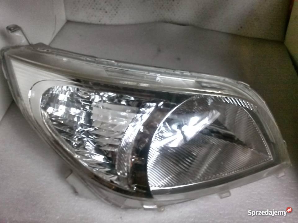 DAIHATSU TERIOS LAMPA PRAWA PRZÓD