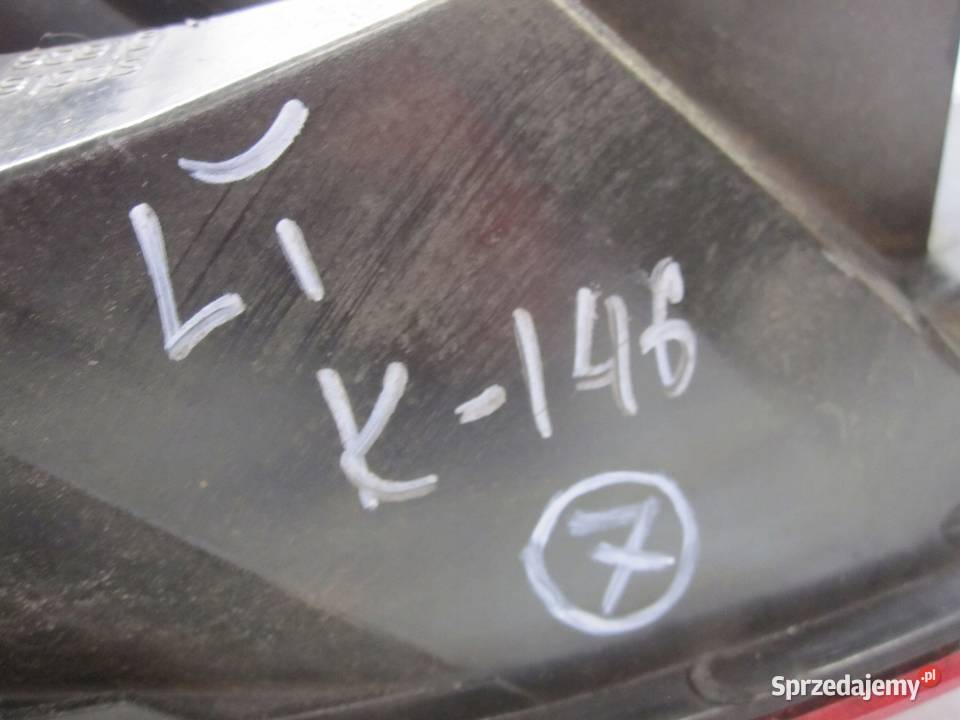 RENAULT MEGANE III 11r lampa lewa tył 265550008R osobowe Lampy tylne