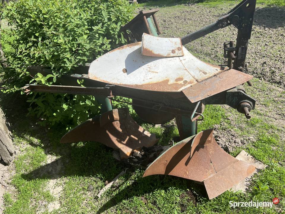 Pług trzyskibowy nieuszkodzony Ligówko sprzedam