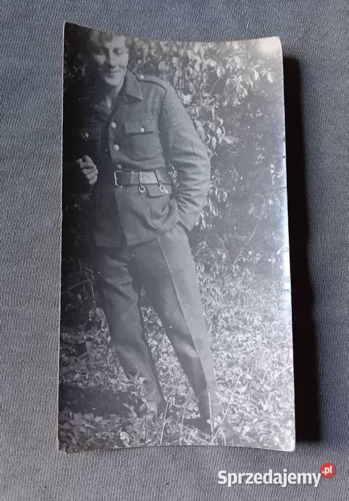 Dwie fotografie żołnierz LWP na urlopie 1960 r Koźminek sprzedam