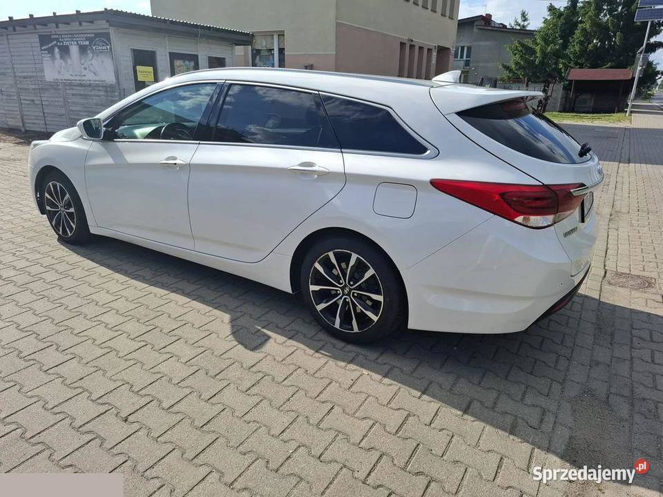 Hyundai i40 Kombi 17 CRDi DCT Premium 141 2015r Godziesze Wielkie