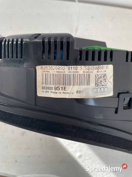 Audi A4 S4 B7 8E 8H 2007 Licznik mazowieckie