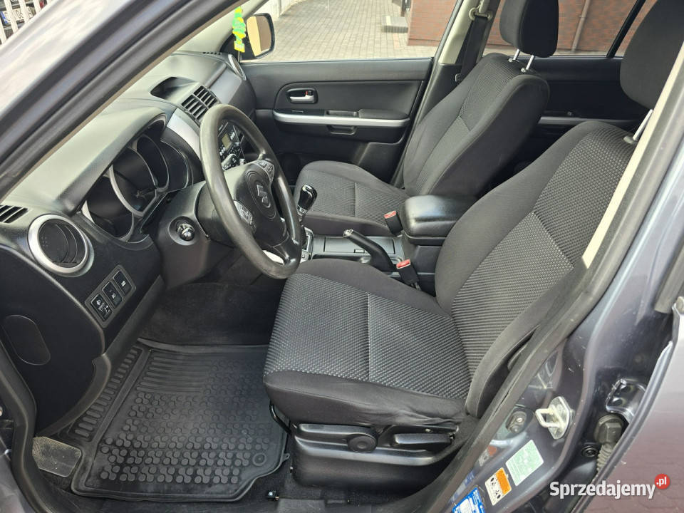 Suzuki Grand Vitara 19 DDiS Napęd 4x4 Hak szary
