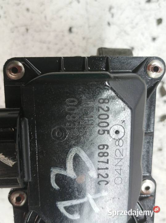 PRZEPUSTNICA 8200568712C 11 12 Renault Twingo II