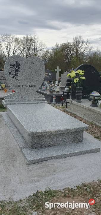 Nagrobek z sercemtablica granit strzegomski Świdnica