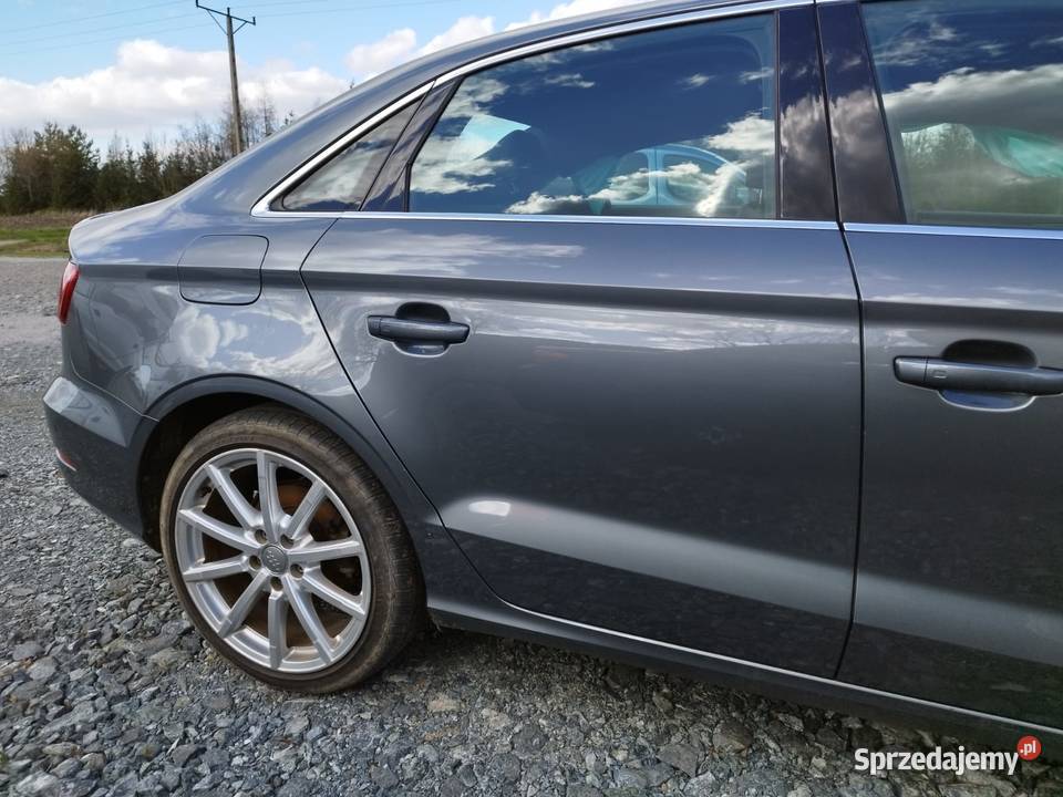 Audi A3 2016 20 quattro pali jeździ na miejscu uszkodzony Żórawina sprzedam