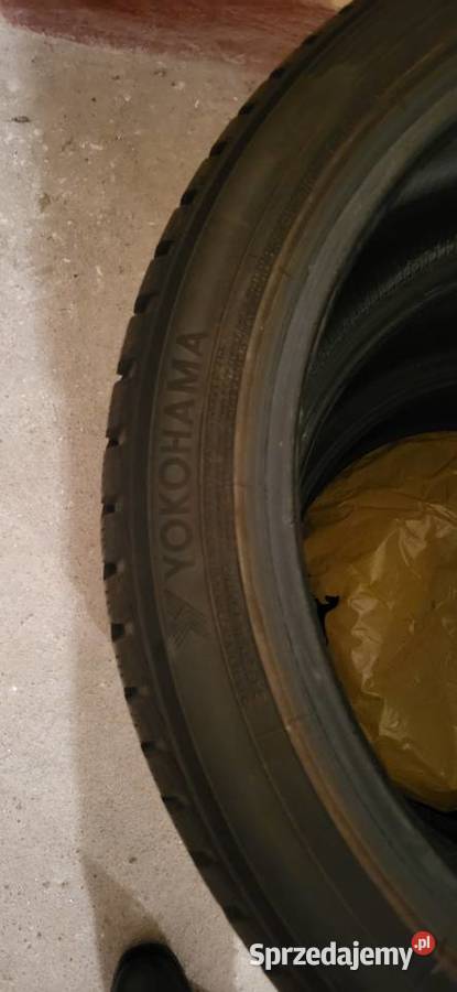 Opony zimowe Yokohama BlueEarth Winter V905 45