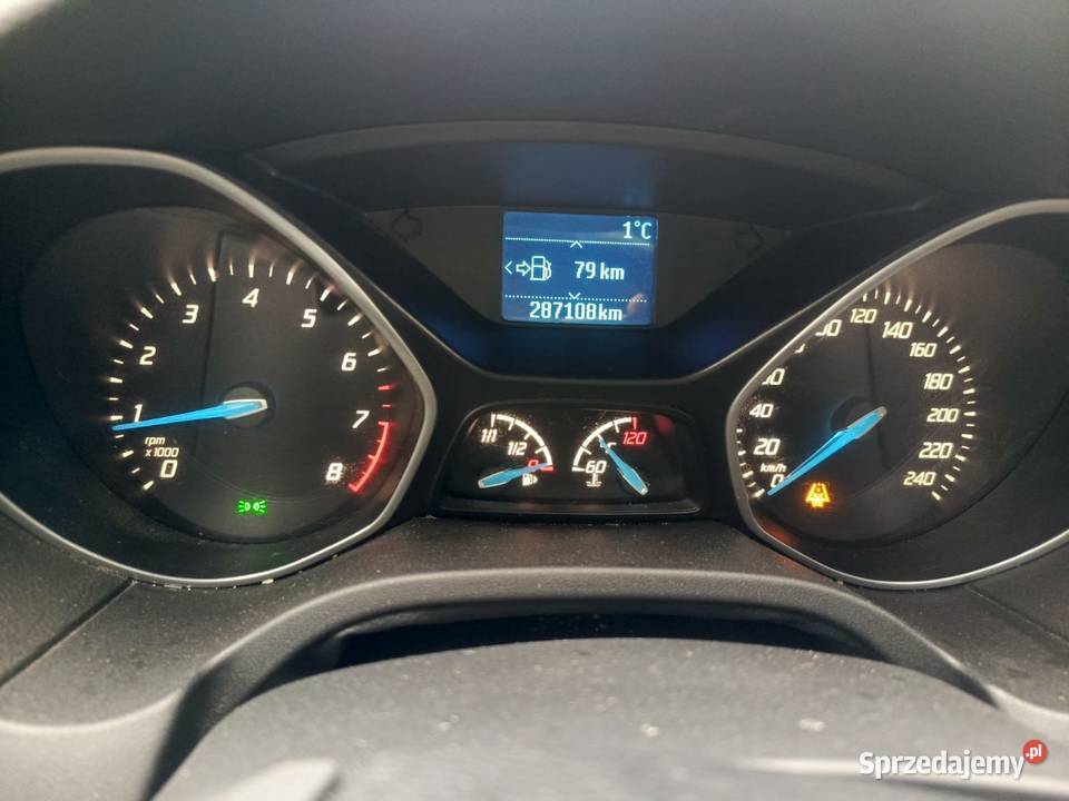 Ford focus kombi 16 benzyna podgrzewane fotele Łąck