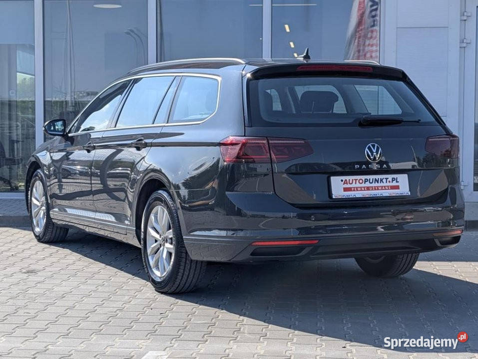 Volkswagen Passat 2021r IQ drive ErgoComfort 1968cm3
