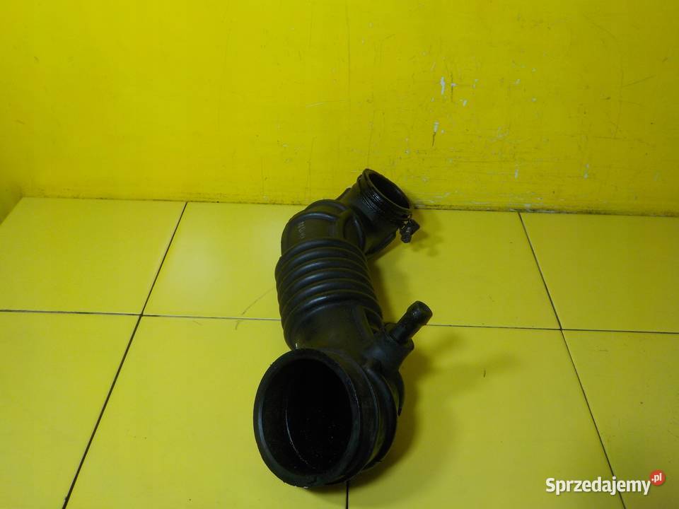 KIA SORENTO H1 25 CRDI 10r 140 D4CB rura Przewody powietrza