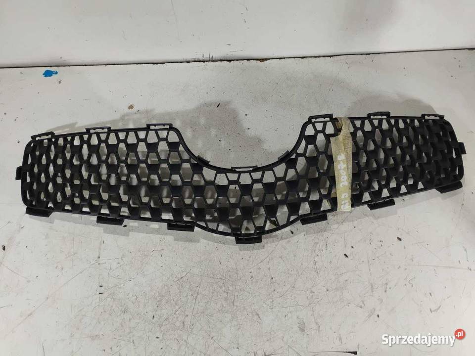 ATRAPA GRILL TOYOTA YARIS II 53111140 osobowe Atrapy