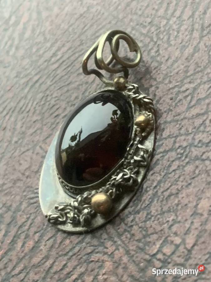 Zabytkowa broszka Łowicz