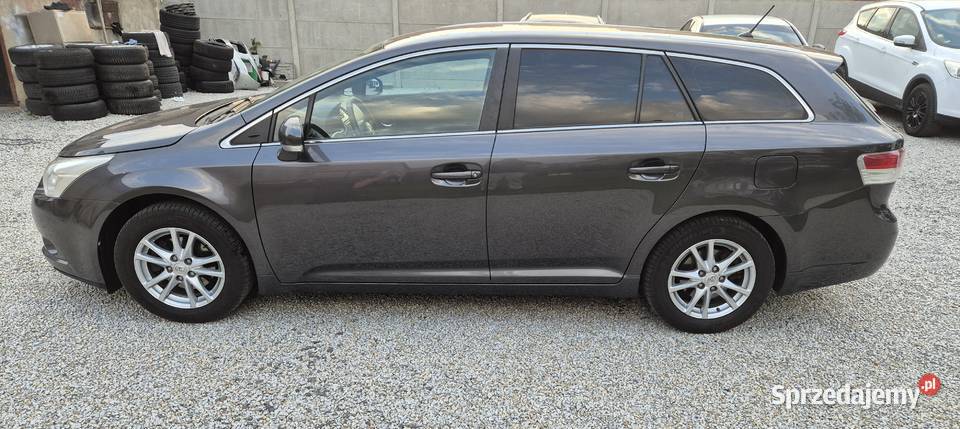 Toyota Avensis kamera navi 130KM dolnośląskie Udanin