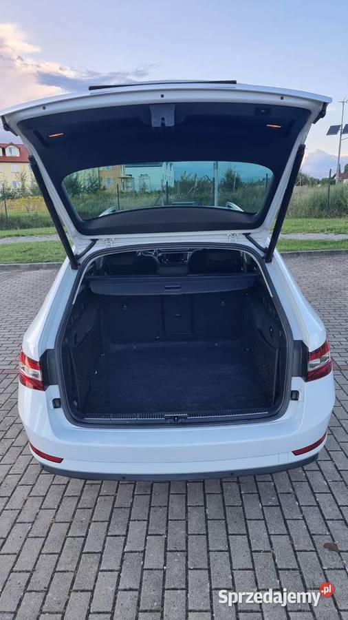 Skoda Superb drugi właściciel z polskiego salonu 180KM Szczecin