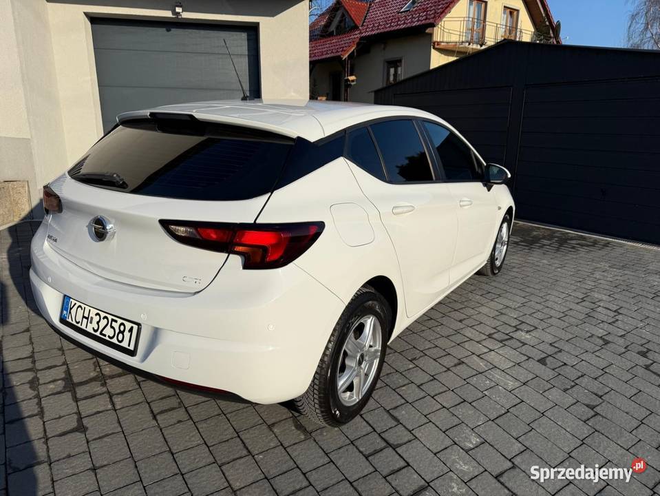 Opel Astra K 2016 14 Benzyna bez turbo 100 100KM Motoryzacja Alwernia sprzedam