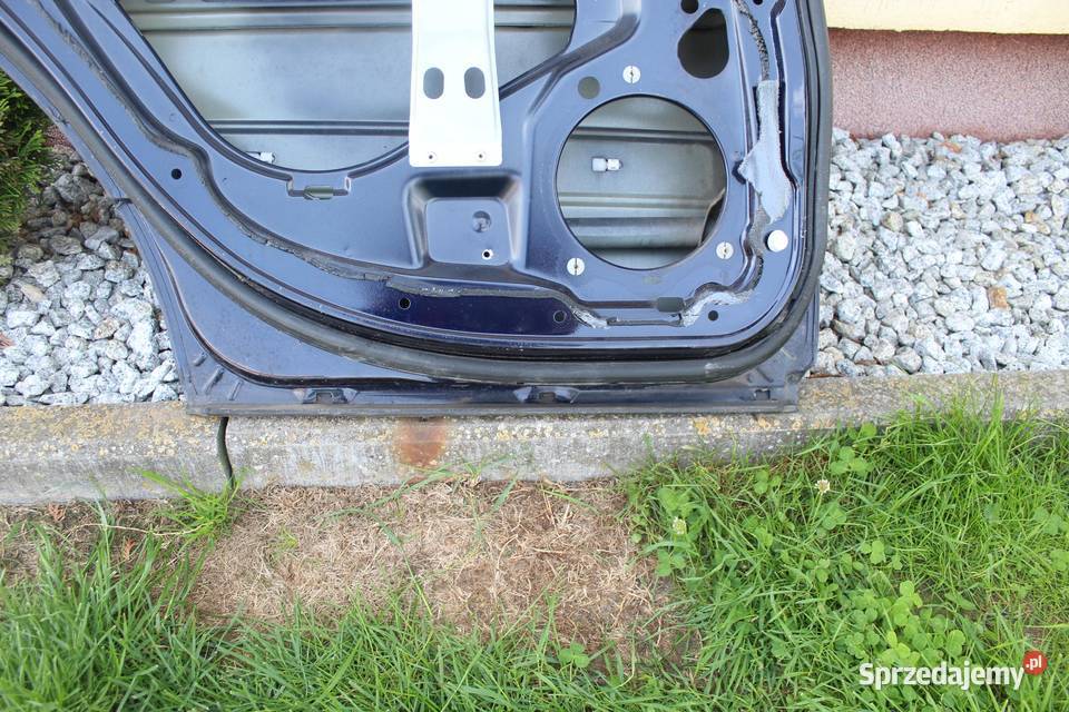 DRZWI LEWY TYŁ TYLNE C359 MERCEDES W203 KOMBI Drzwi sprzedam