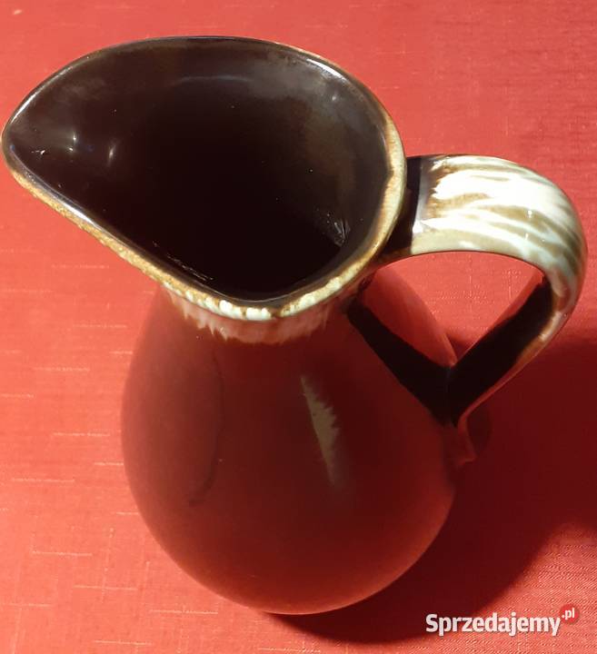 Stary ceramiczny wazon Prusim