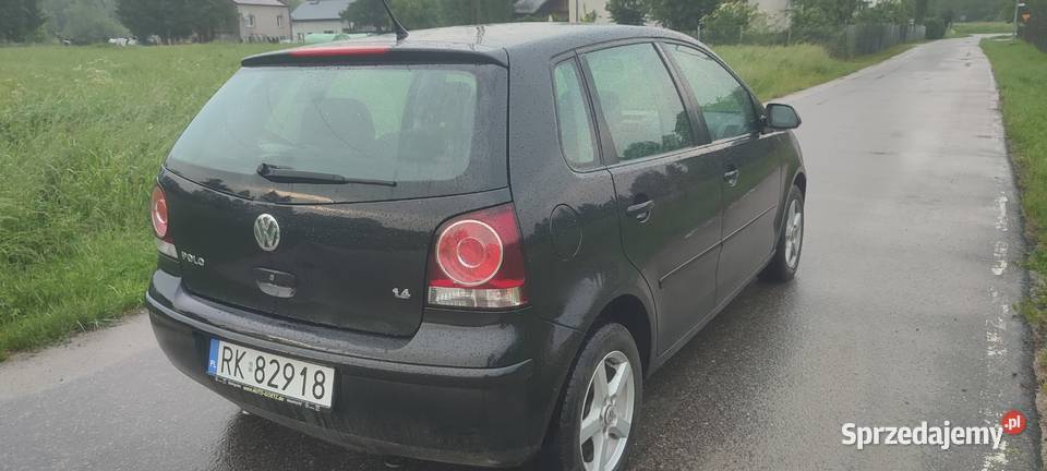 VW POLO 14polift5 drzwi klima 2xkoła super stan sprzedam