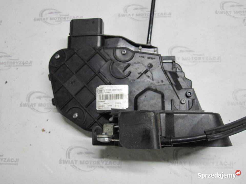 LAND ROVER FREELANDER II 06r zamek drzwi lewy