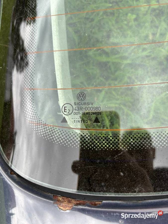 Klapa bagażnika bardziej szyba golf 4