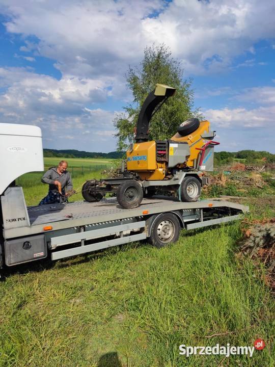 Rębak mobilny na kołach do mielenia gałęzi Kraków