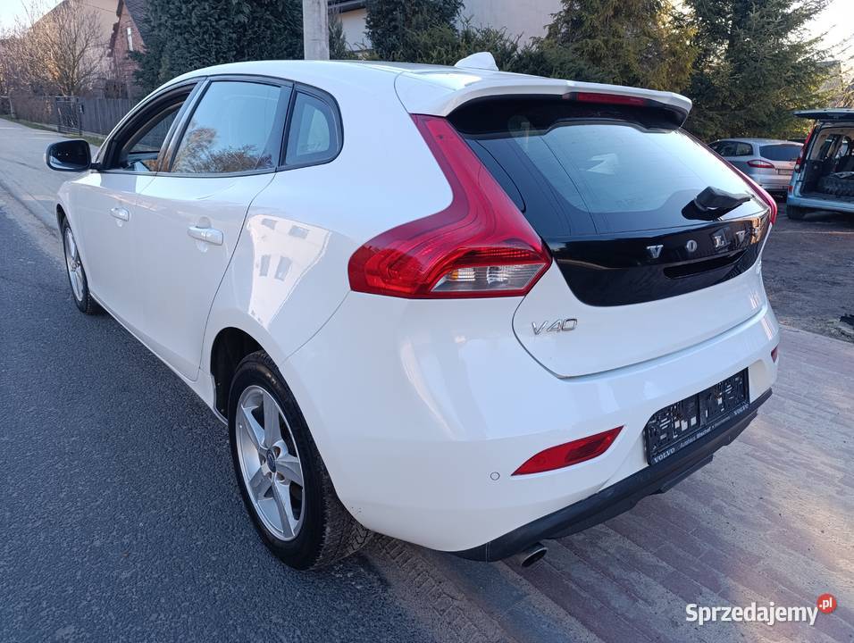 Volvo V40 20 diesel 2013r bogate wyposazenie Lgota-Mokrzesz