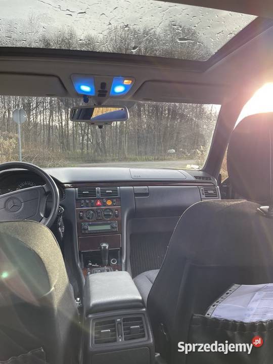 Mercedes w210 e280 benzyna+LPG Krostoszowice