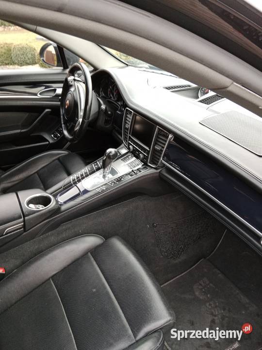 Piękne Porsche Panamera wersja Black edition Porsche