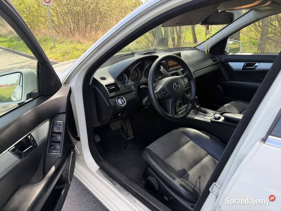 Mercedes C250 CDI 204 DUŻYM SERWISIE automat reflektory ksenonowe lubelskie Janów Podlaski sprzedam