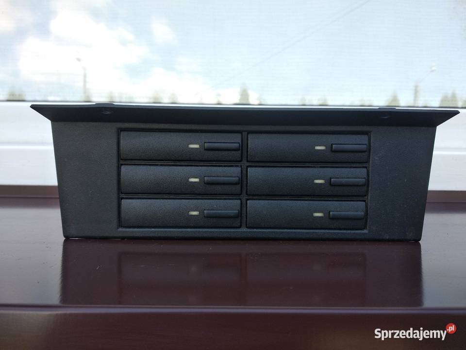 Mercedes W202 schowek na kasety Fischer Box Sieradz