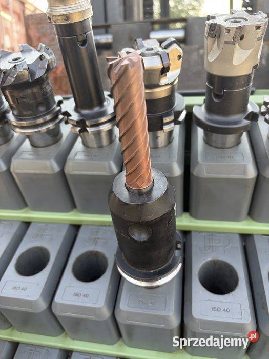 Frez VHM 20 mm na oprawce SK40 DIN 69871 ADB Kompresory Tuliszków