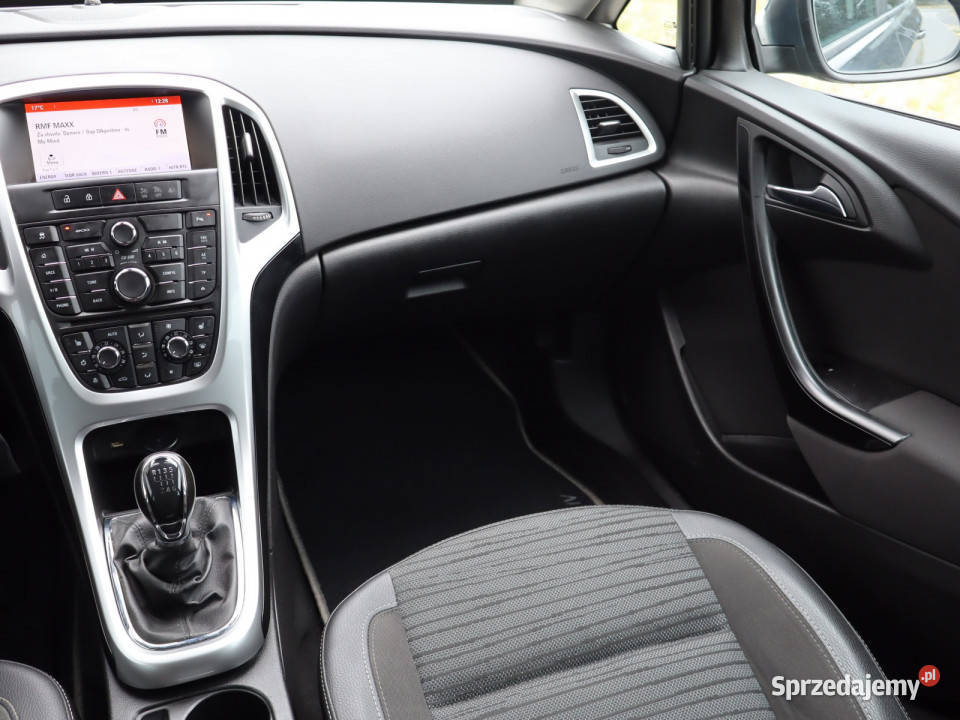 Opel Astra 16 CDTI gniazdo USB mazowieckie sprzedam