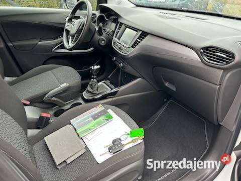 Opelek Crossland 2023r 12 T 110KM Stryków