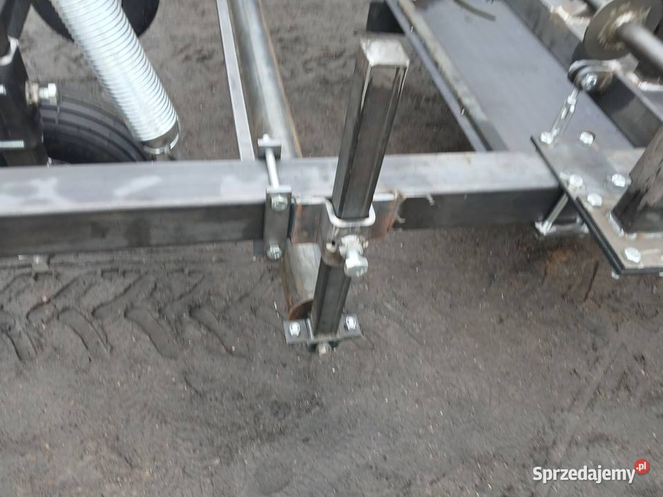 Maszyna do rozkladania foli pod ogorka itp nieuszkodzony