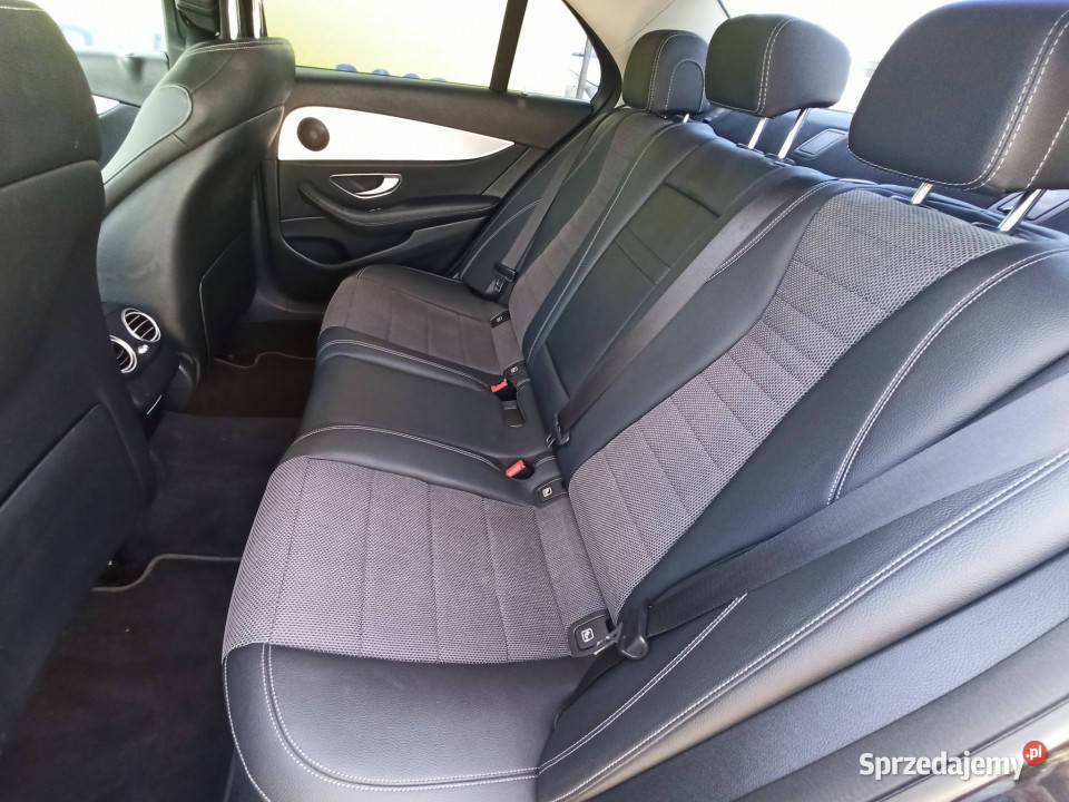 E 300 De salon bezwypadkowy bogaty