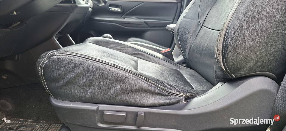 Mistubishi Outlander 7 osób xenony kamera Lublin