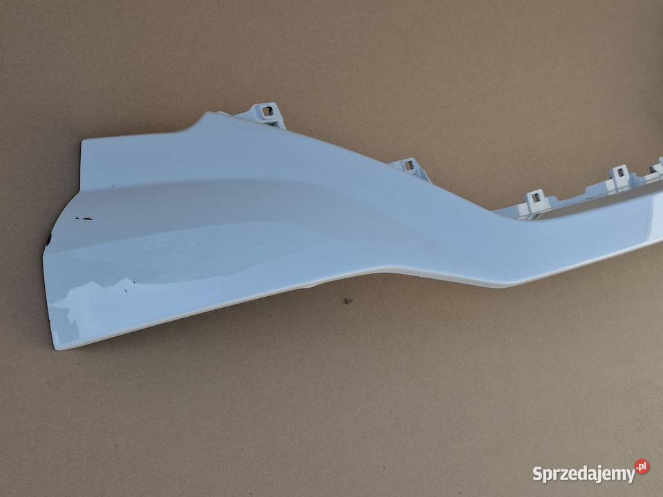 IVECO DAILY 2024 LISTWA ATRAPA BLENDA GRILL Bieleń