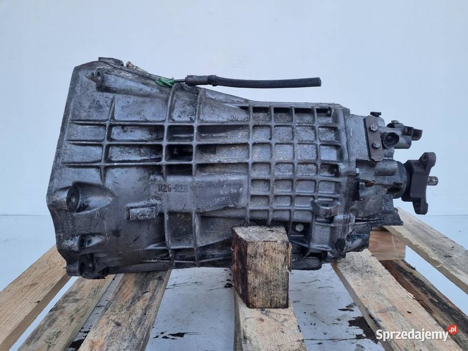 Opel Omega B 25 V6 SKRZYNIA BIEGÓW manualna Skrzynie biegów manualne Rudka