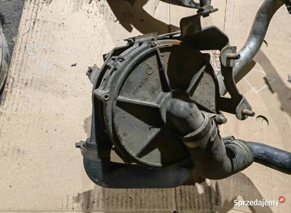 Pompa powietrza wtórnego BMW E38