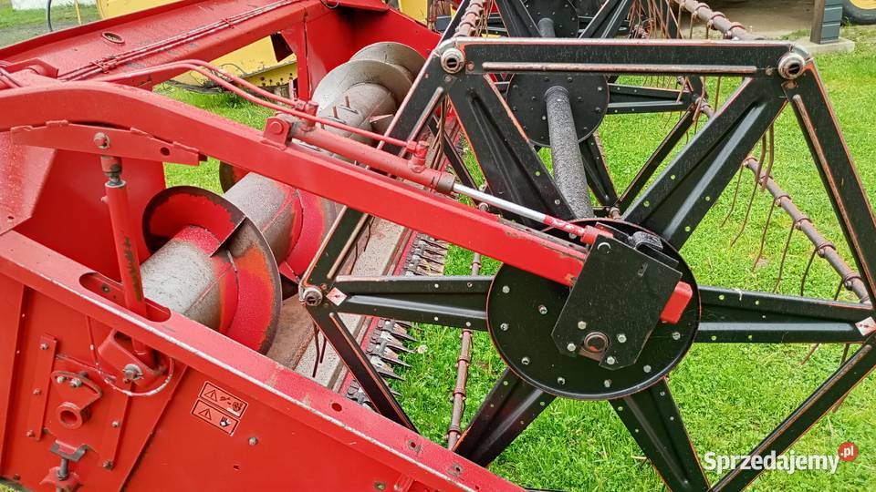 Kombajn INTERNATIONAL CF30 Jeziorsko