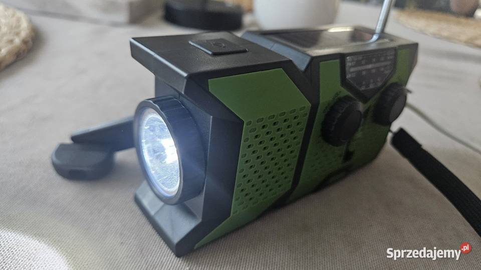 Niezbędnik na czas wojny Radio powerbank latarka Kępno