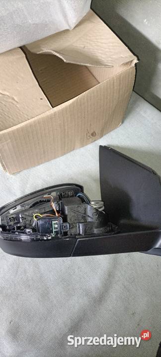 VW PORYGINALNE POLO 6R 0917 LUSTERKO PRAWE Luzino sprzedam