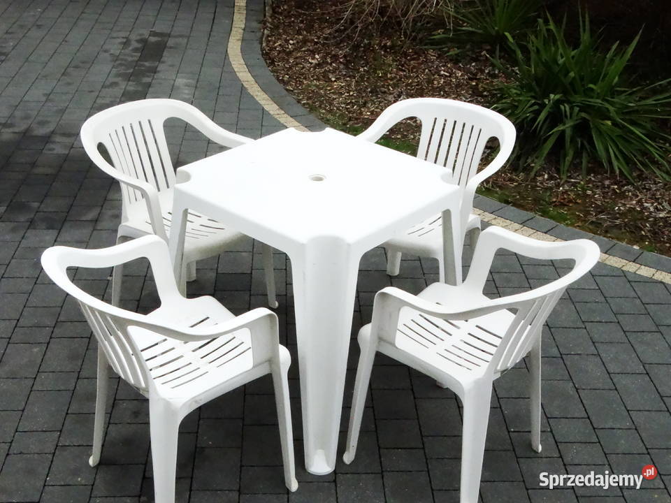 Zestaw mebli ogrodowych stolik cztery krzesła Biłgoraj sprzedam